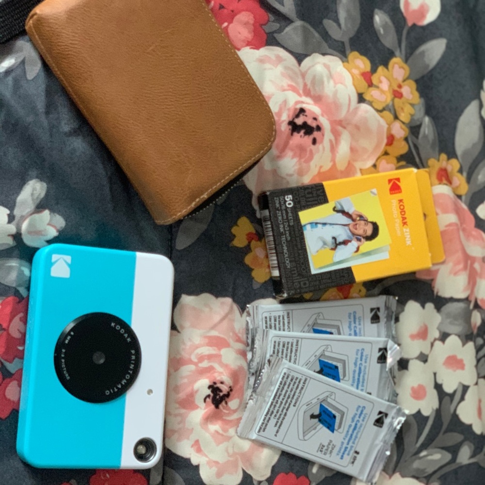 Kodak instant print camera